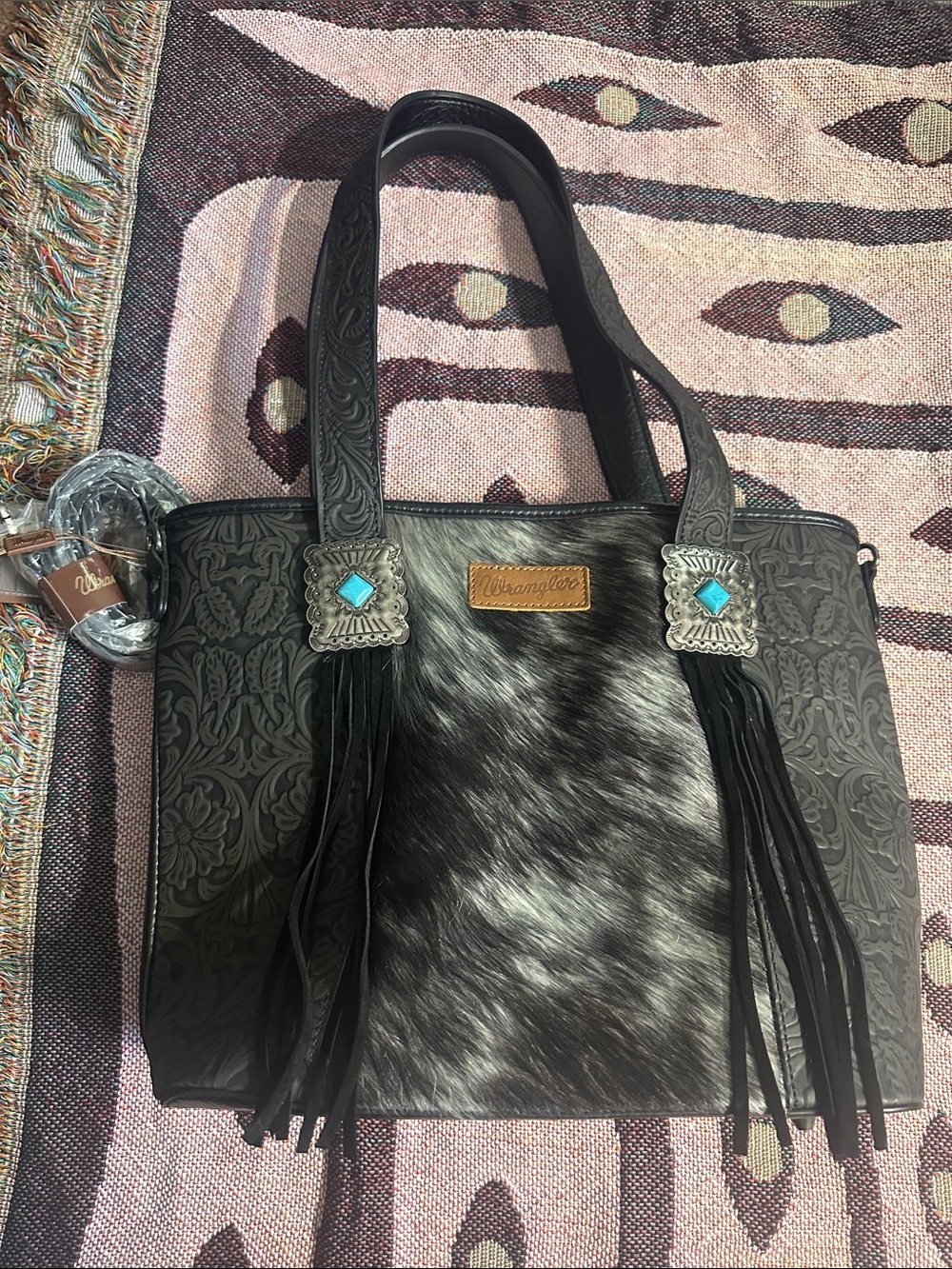 NWT Wrangler Black Vegan Leather Tote with Faux Cowhide and Turquoise Conchos